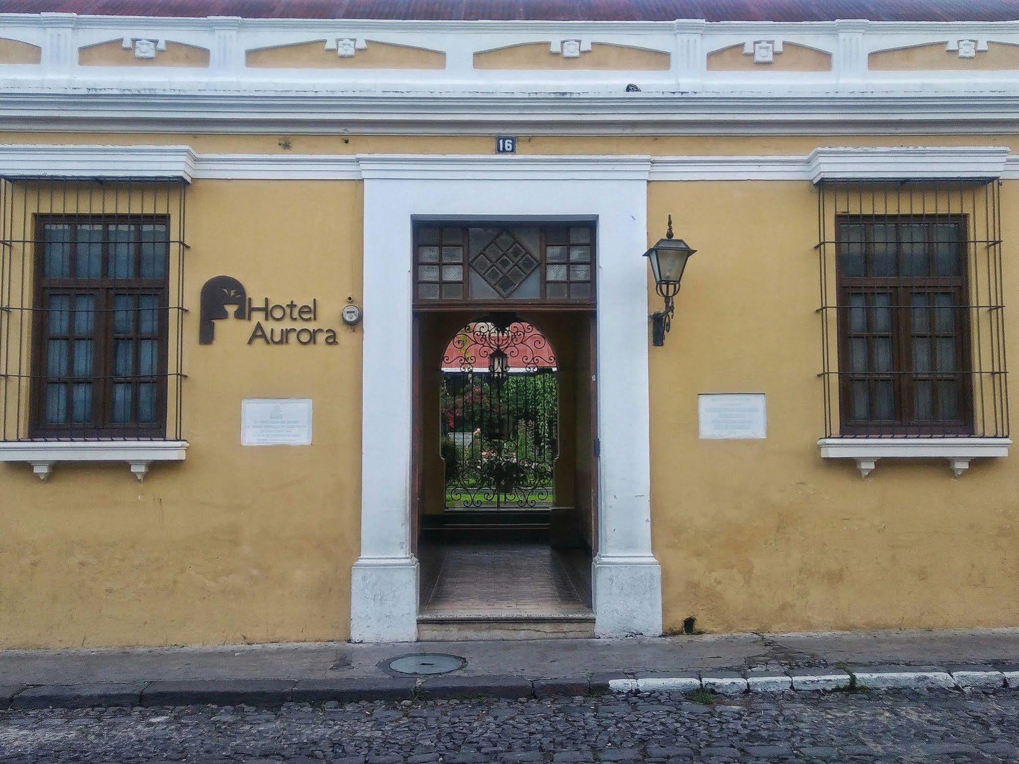 Hotel Aurora Antigua Extérieur photo